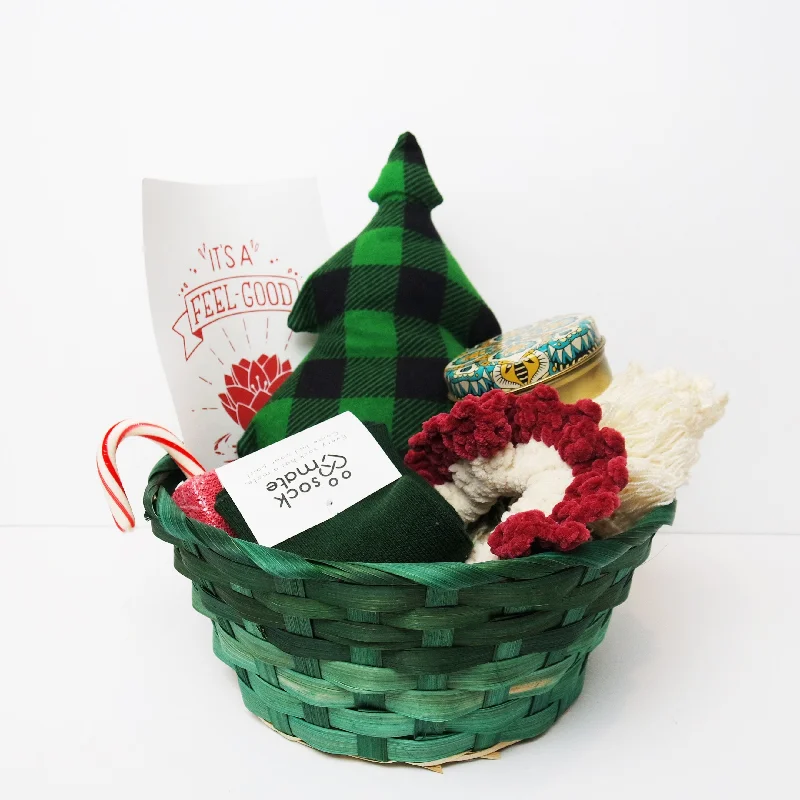 Christmas Gift Spa Basket, Christmas Colors SPA Gift Box, Christmas Care Package, Mini Christmas Tree Pillow Gifts, Holiday Bath Gift Box