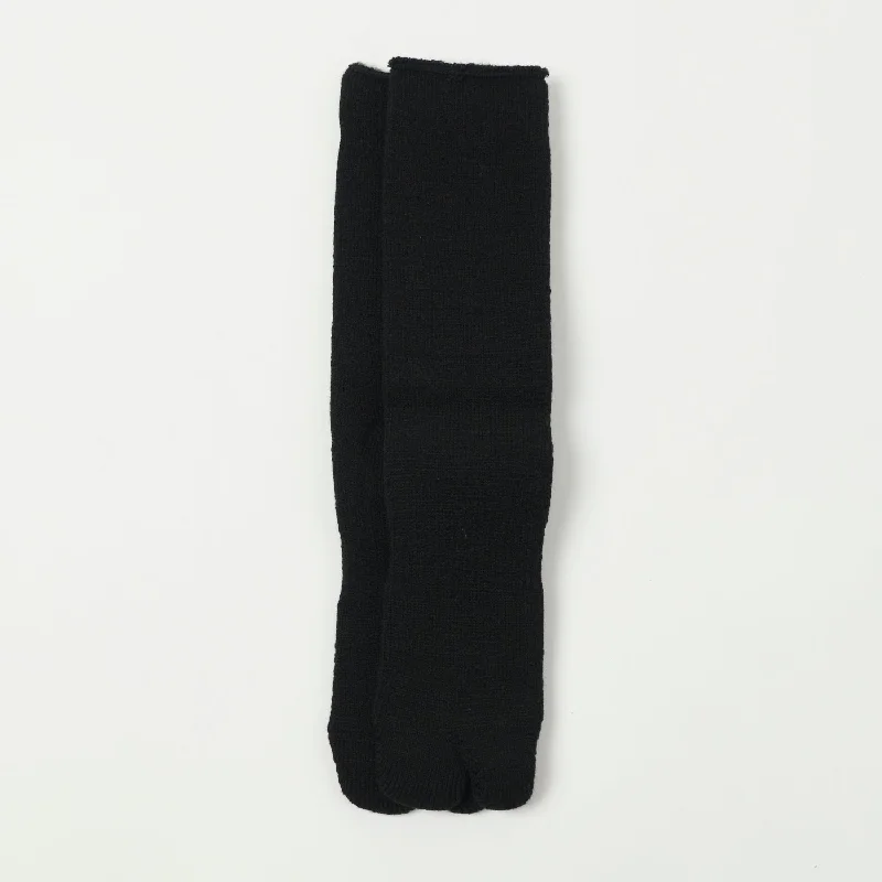 Nodal Brushed Pile Tabi Sock - Black