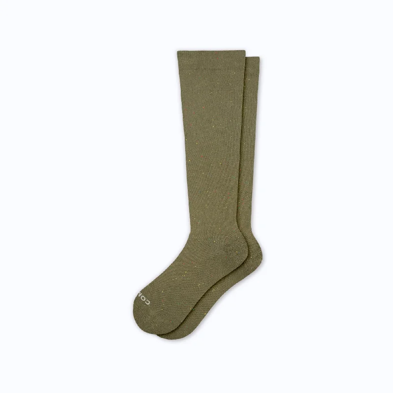 Recycled Cotton Compression Socks – Olive